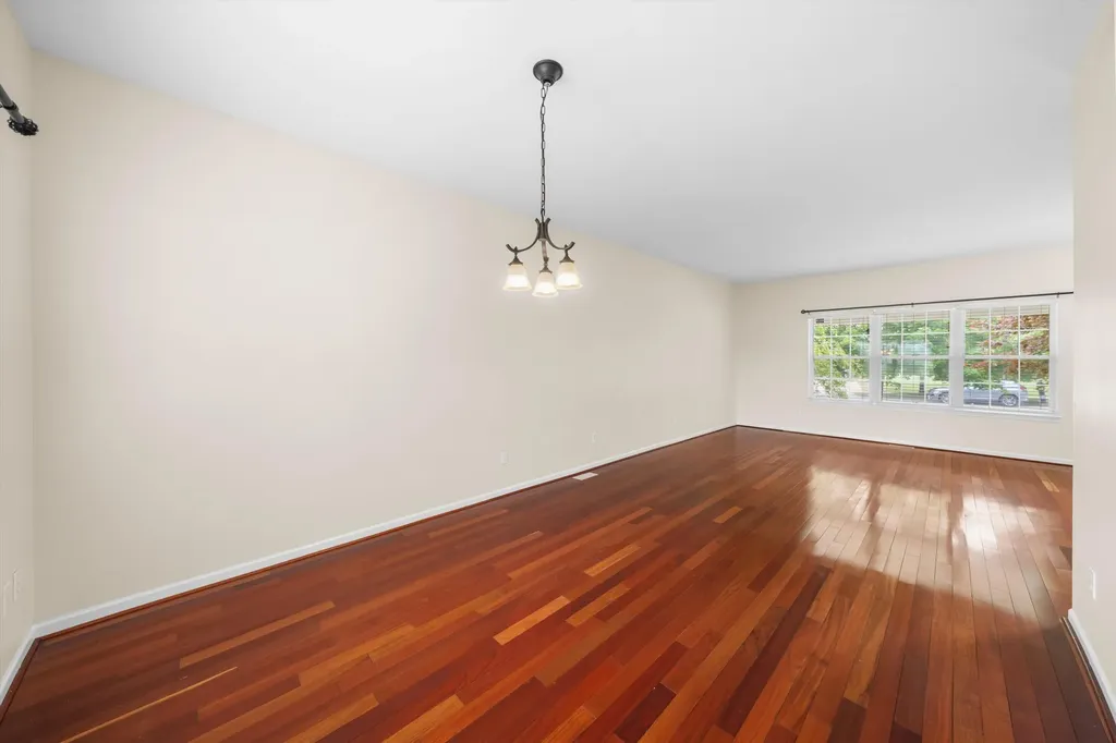 4672 Nutmeg Drive Pittsfield Charter Township MI 48197