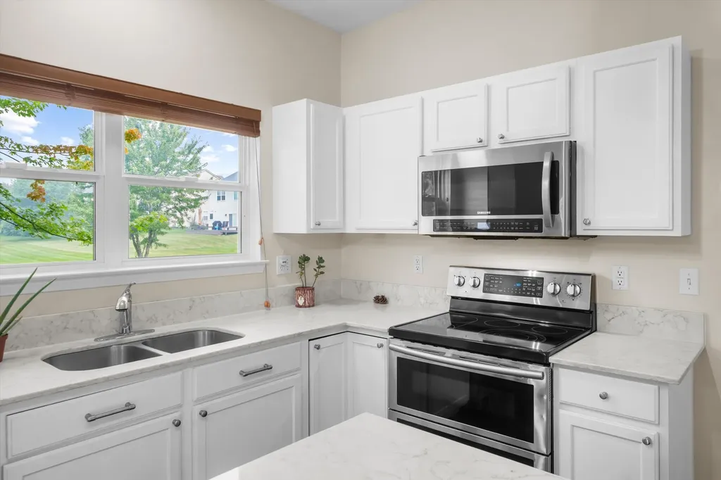 4672 Nutmeg Drive Pittsfield Charter Township MI 48197