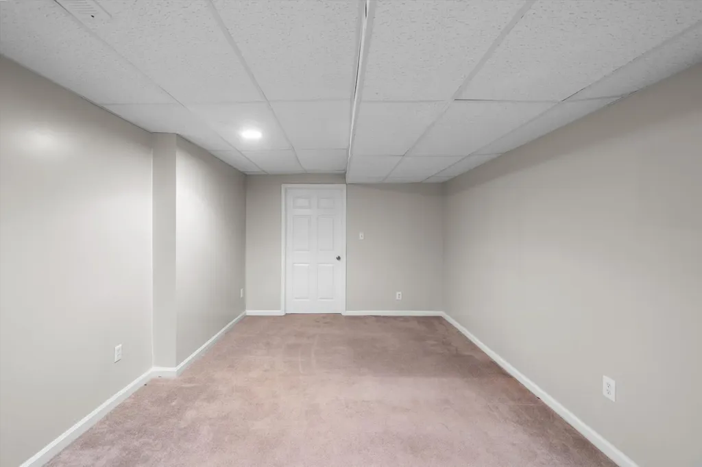 4672 Nutmeg Drive Pittsfield Charter Township MI 48197