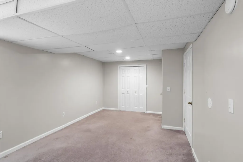 4672 Nutmeg Drive Pittsfield Charter Township MI 48197