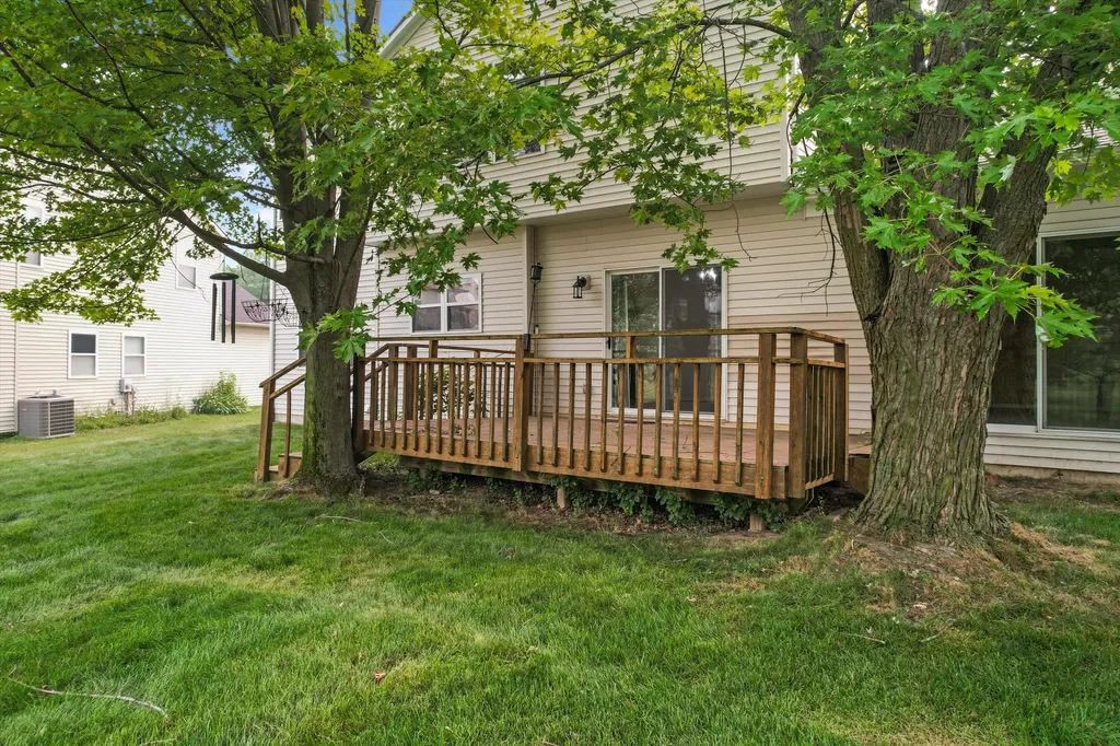 4672 Nutmeg Drive Pittsfield Charter Township MI 48197