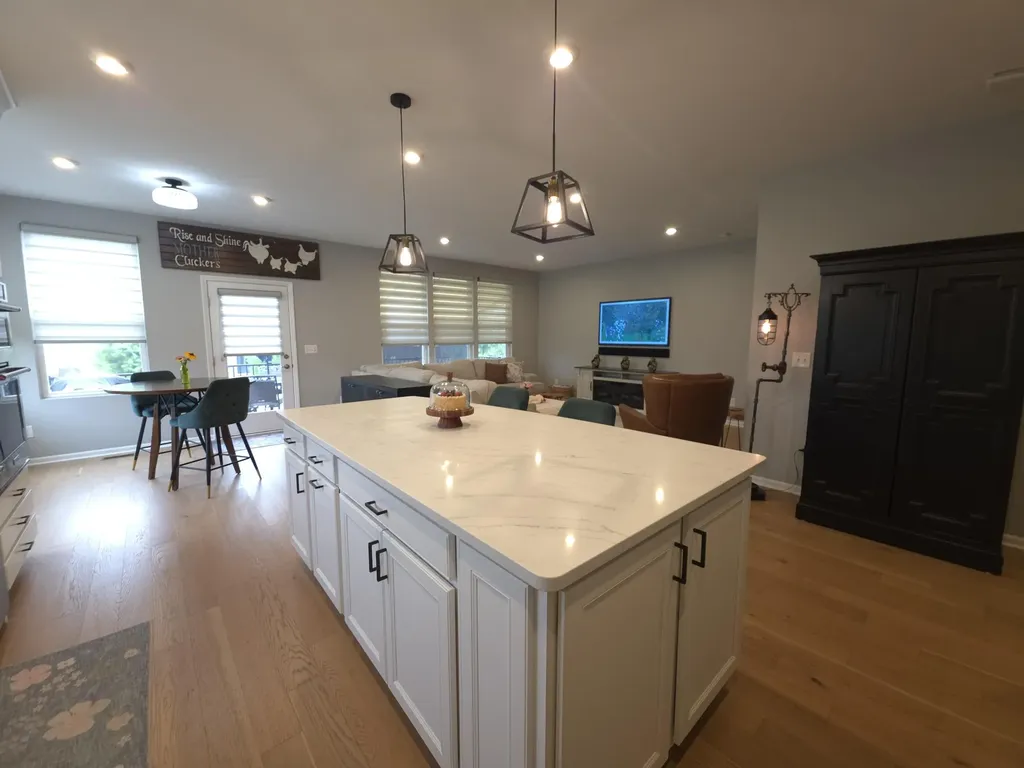 40589 Aster Court Clinton Charter Township MI 48036