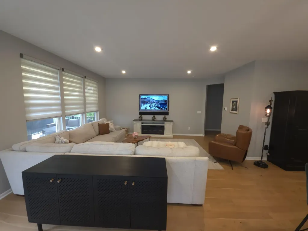 40589 Aster Court Clinton Charter Township MI 48036