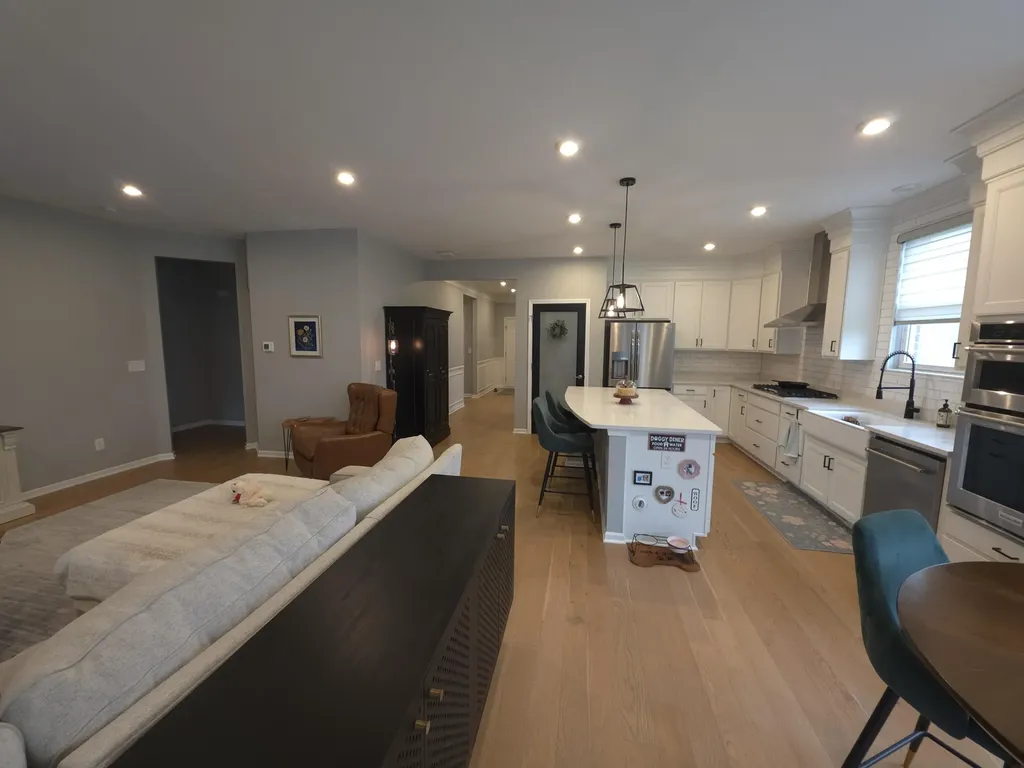 40589 Aster Court Clinton Charter Township MI 48036