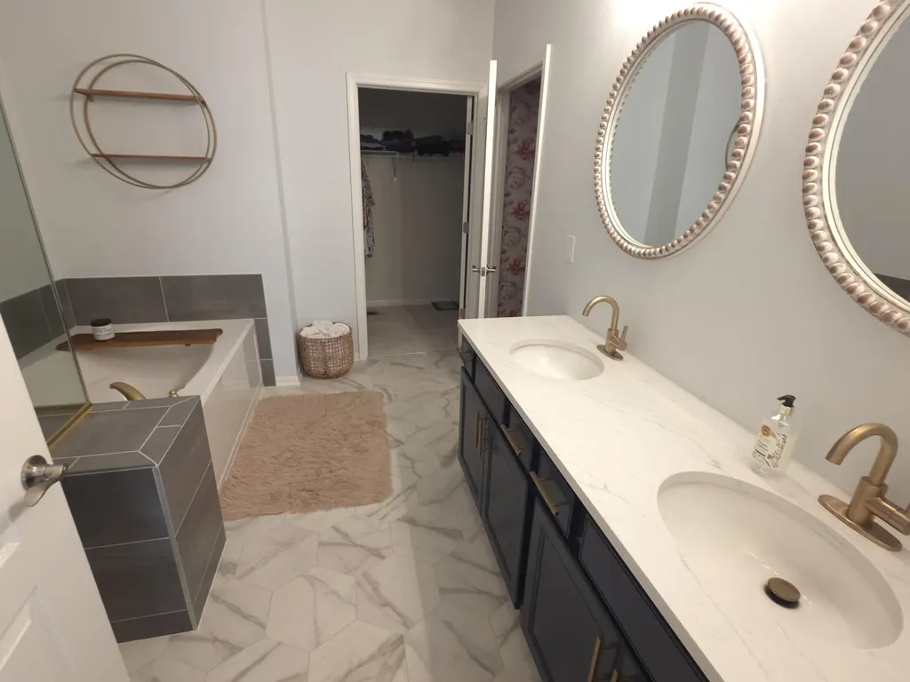 40589 Aster Court Clinton Charter Township MI 48036