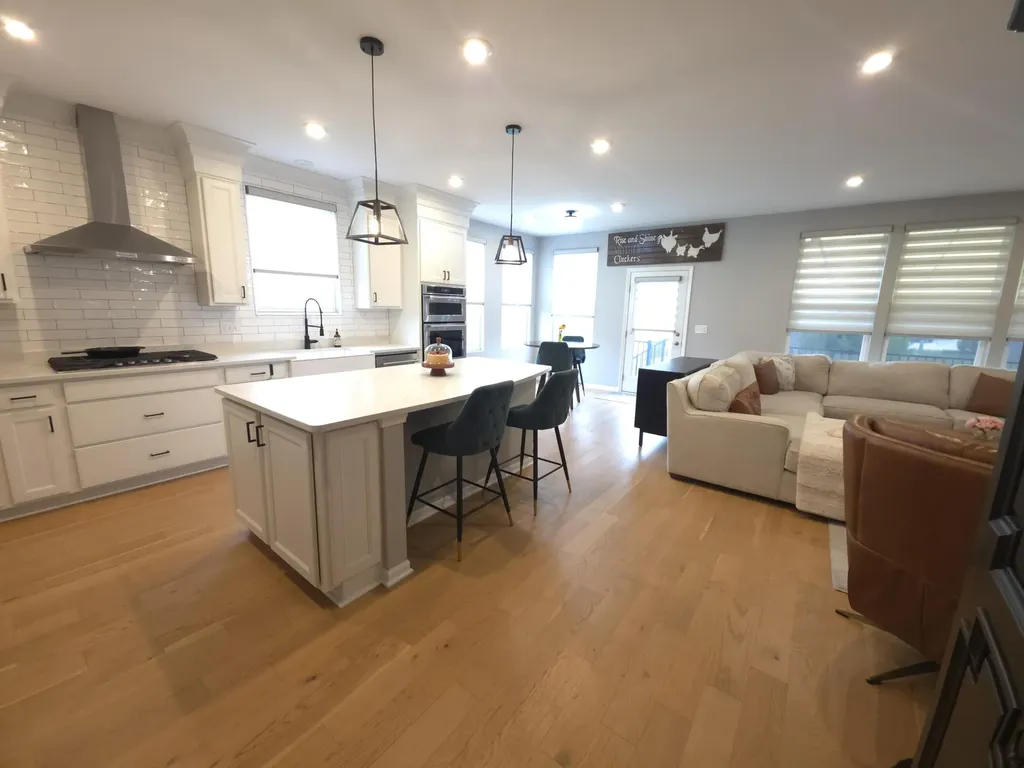 40589 Aster Court Clinton Charter Township MI 48036