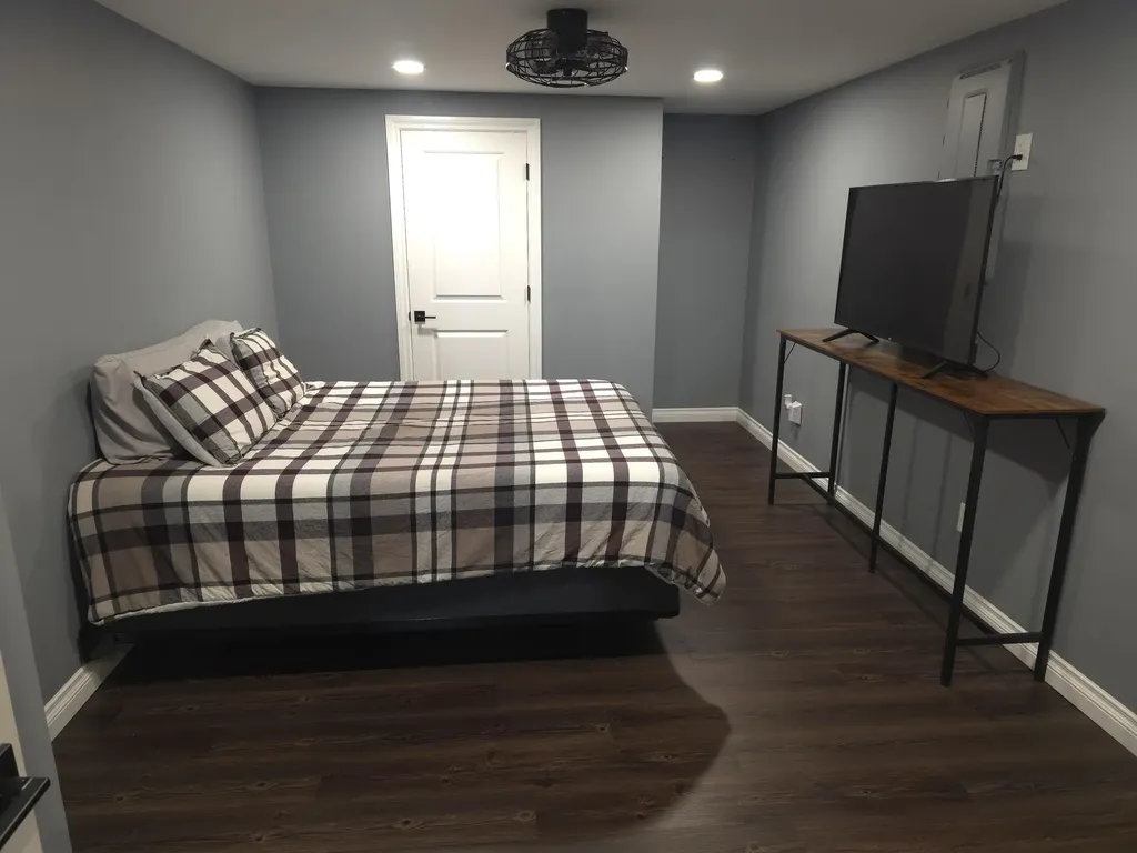 40589 Aster Court Clinton Charter Township MI 48036