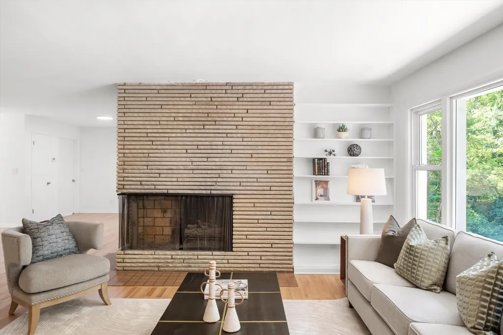 2855 Overridge Drive Ann Arbor City MI 48104