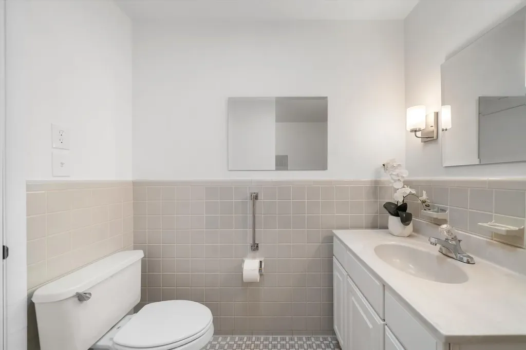 2855 Overridge Drive Ann Arbor City MI 48104