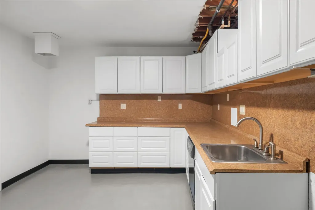 2855 Overridge Drive Ann Arbor City MI 48104