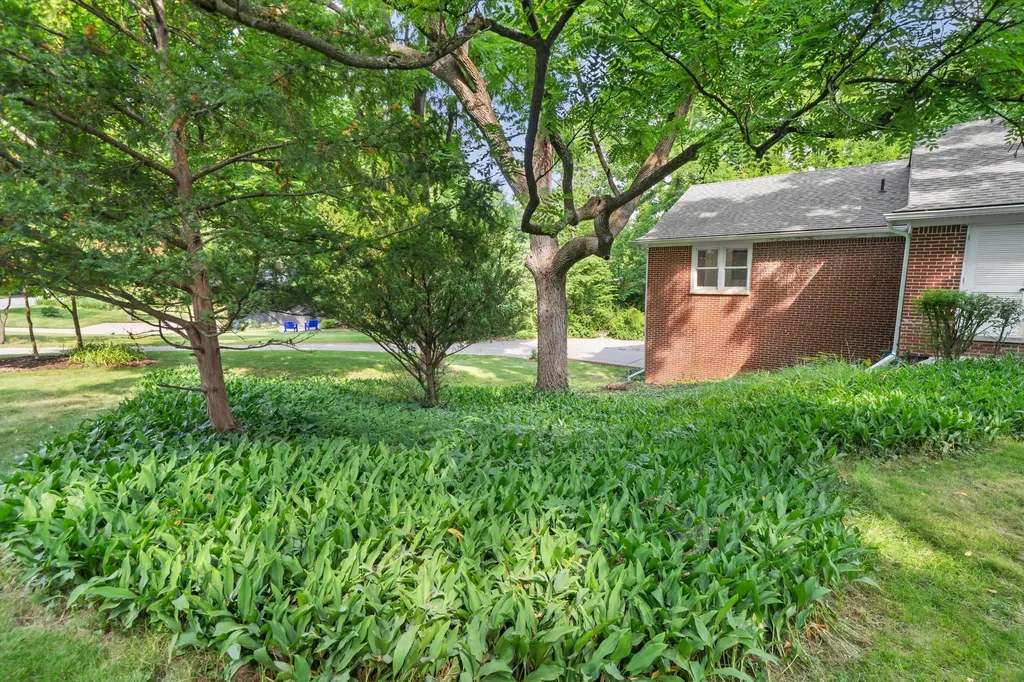 2855 Overridge Drive Ann Arbor City MI 48104