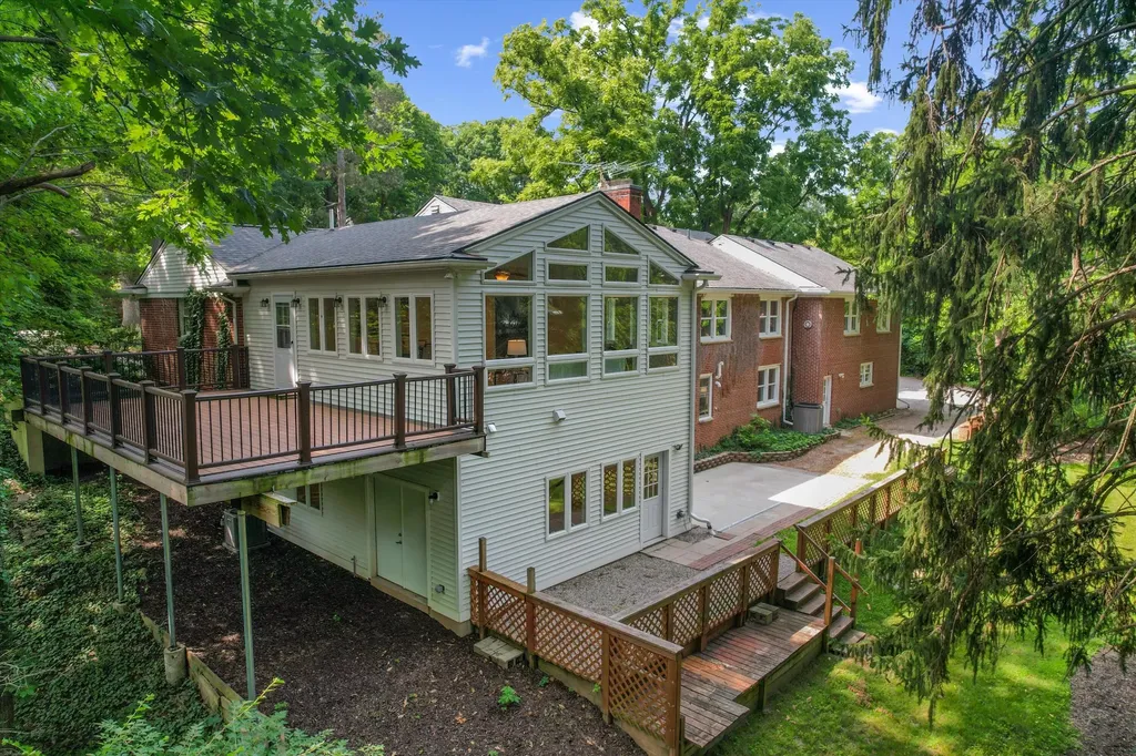 2855 Overridge Drive Ann Arbor City MI 48104