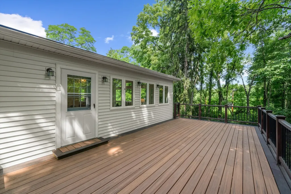 2855 Overridge Drive Ann Arbor City MI 48104