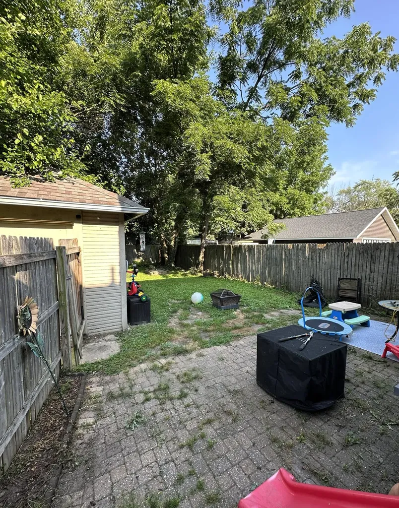 411 N Pleasant Street Jackson City MI 49202