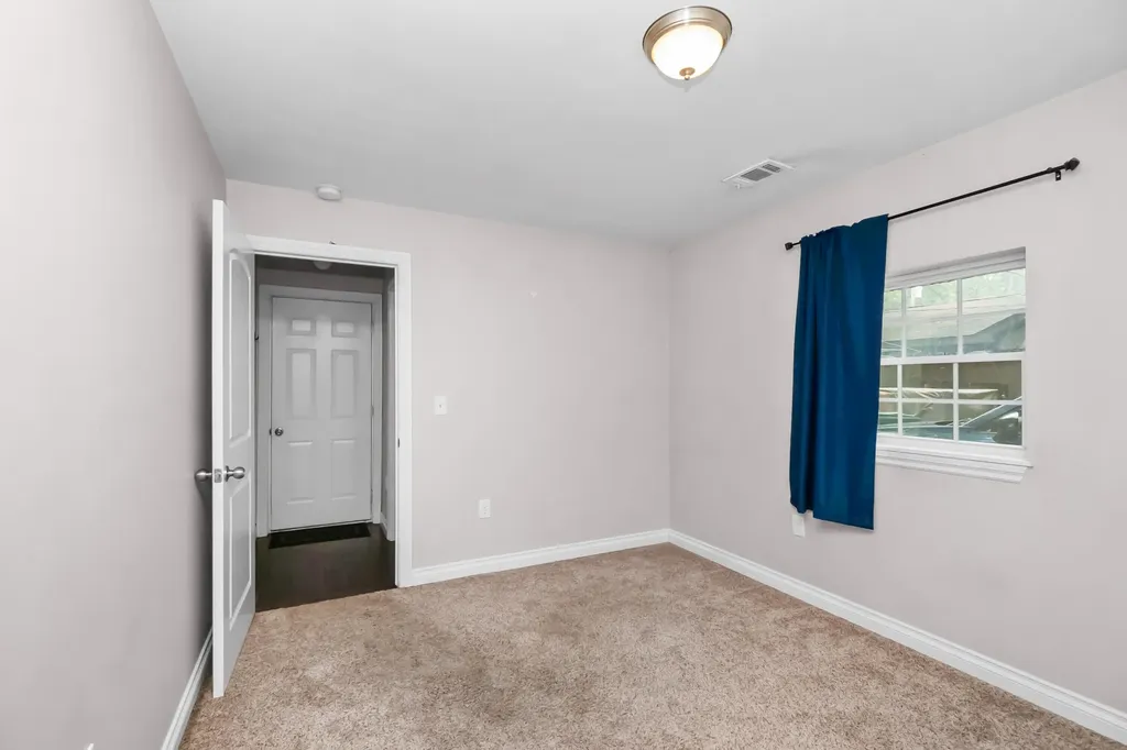 3340 Royal Boulevard Commerce Charter Township MI 48382