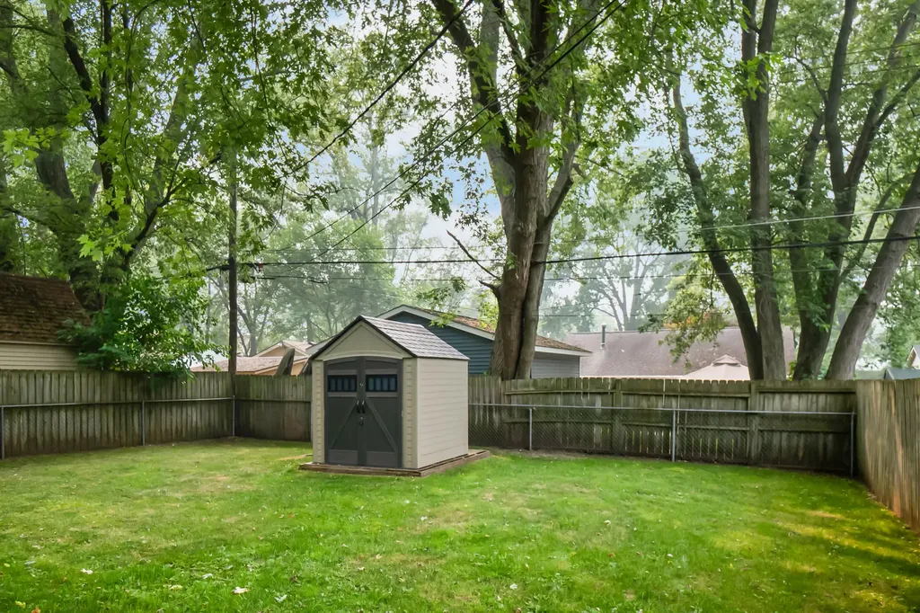 3340 Royal Boulevard Commerce Charter Township MI 48382