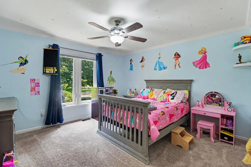 38768 Pineridge Street Harrison Charter Township MI 48045