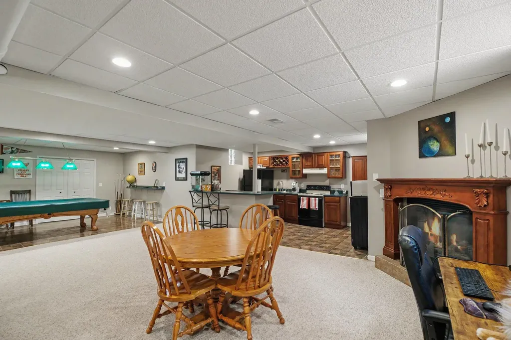 38768 Pineridge Street Harrison Charter Township MI 48045