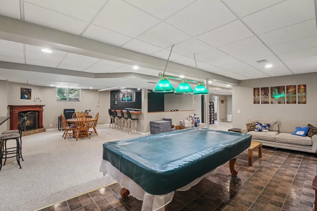 38768 Pineridge Street Harrison Charter Township MI 48045