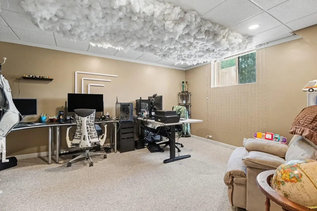 38768 Pineridge Street Harrison Charter Township MI 48045