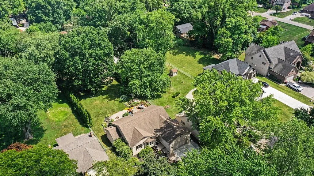 38768 Pineridge Street Harrison Charter Township MI 48045