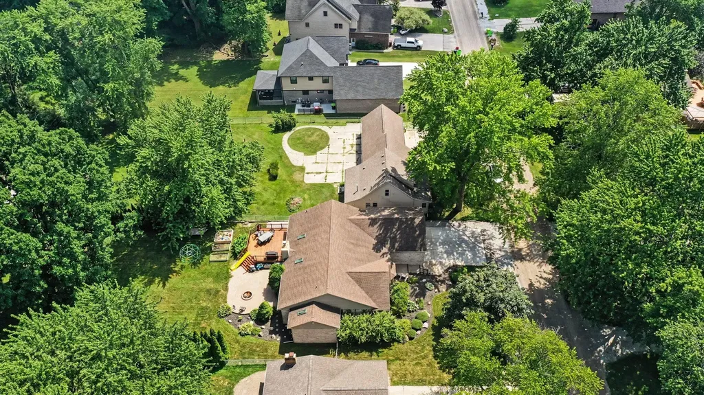 38768 Pineridge Street Harrison Charter Township MI 48045