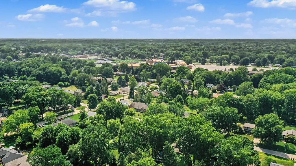 38768 Pineridge Street Harrison Charter Township MI 48045