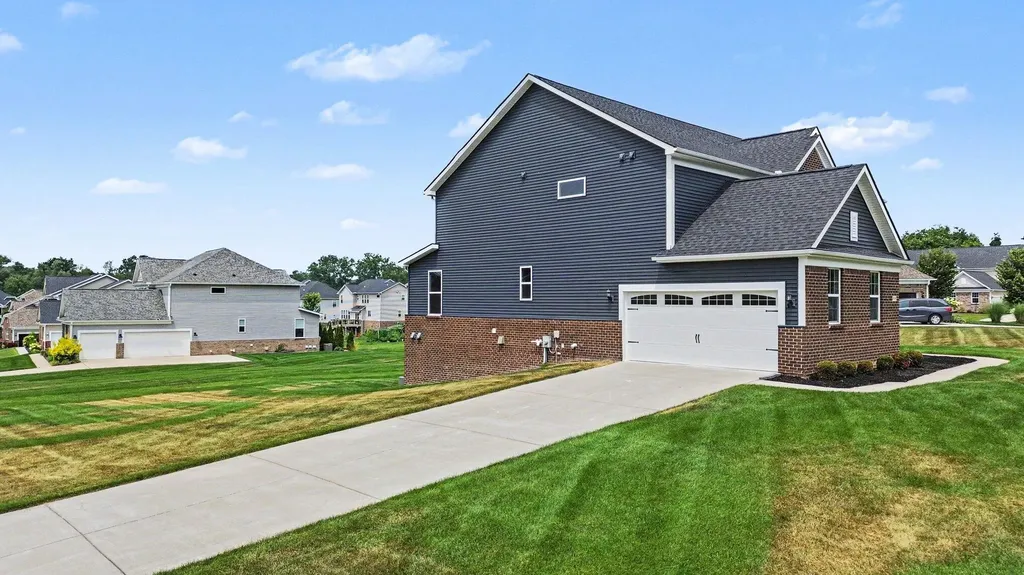 4146 Newgard Drive Orion Charter Township MI 48359