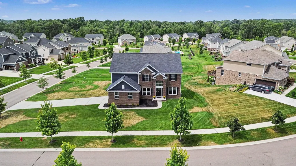 4146 Newgard Drive Orion Charter Township MI 48359