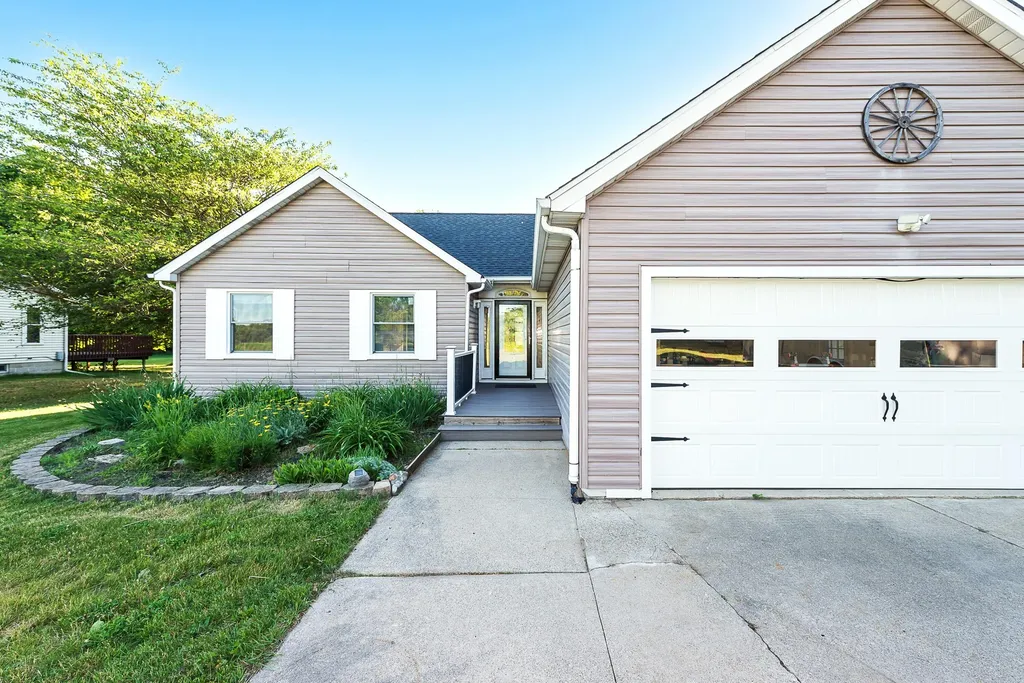 8280 Clear Lake Road Waterloo Township MI 49240