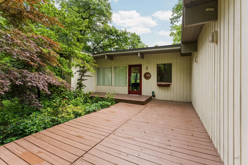 3595 E Huron River Drive Ann Arbor City MI 48104