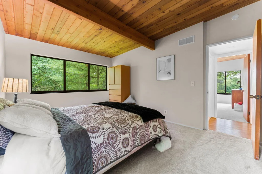 3595 E Huron River Drive Ann Arbor City MI 48104