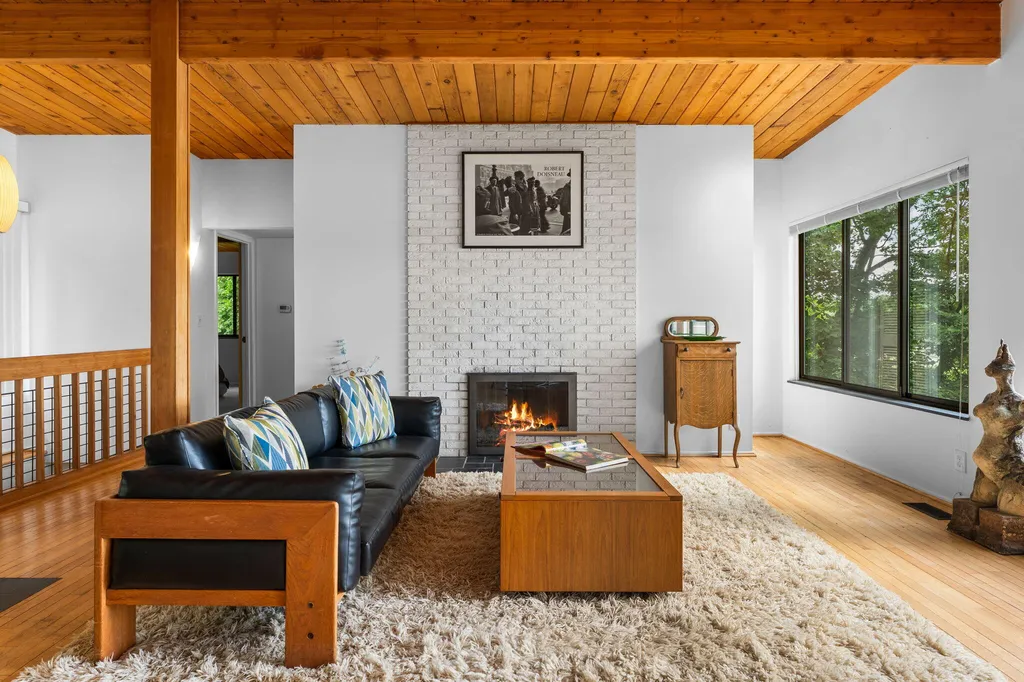3595 E Huron River Drive Ann Arbor City MI 48104