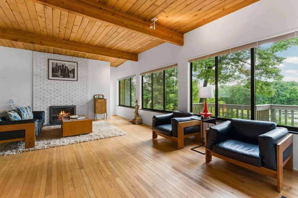 3595 E Huron River Drive Ann Arbor City MI 48104
