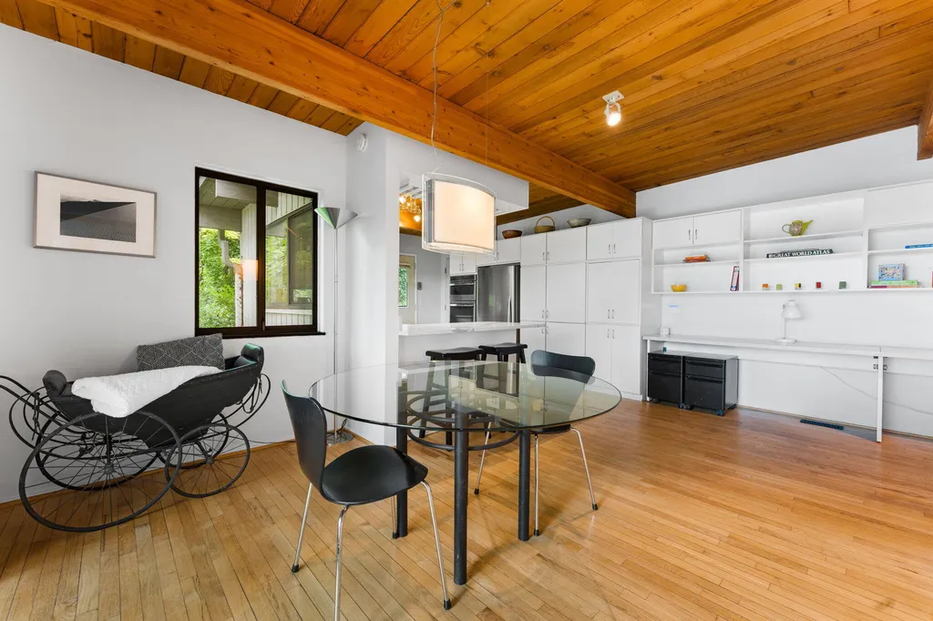 3595 E Huron River Drive Ann Arbor City MI 48104