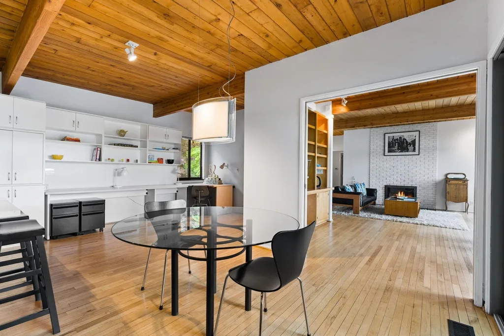 3595 E Huron River Drive Ann Arbor City MI 48104