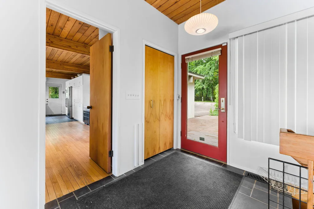 3595 E Huron River Drive Ann Arbor City MI 48104
