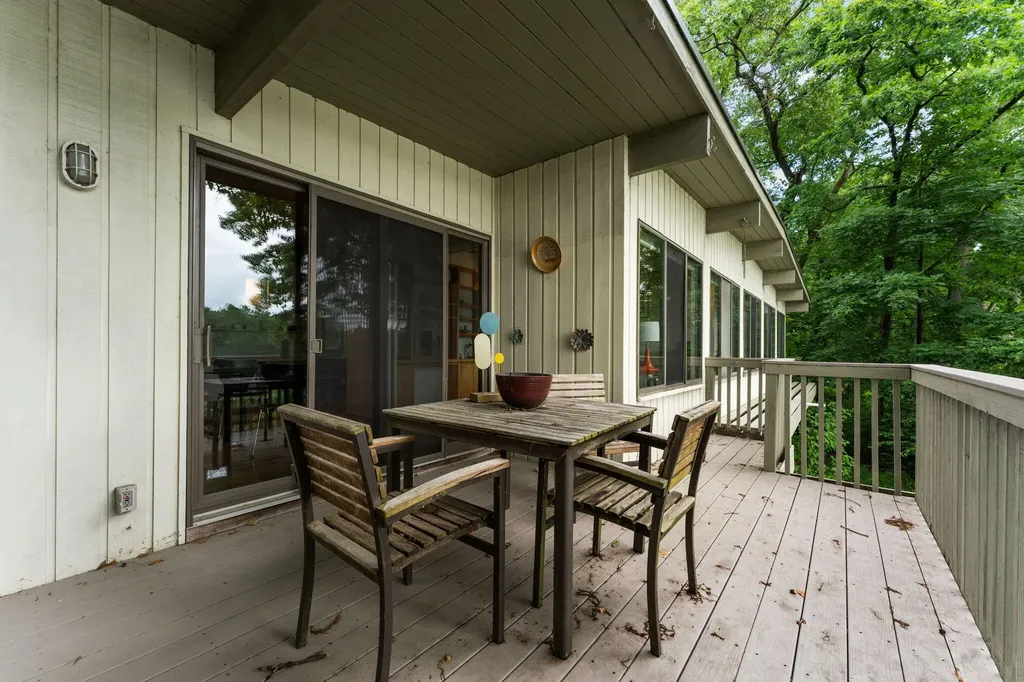 3595 E Huron River Drive Ann Arbor City MI 48104