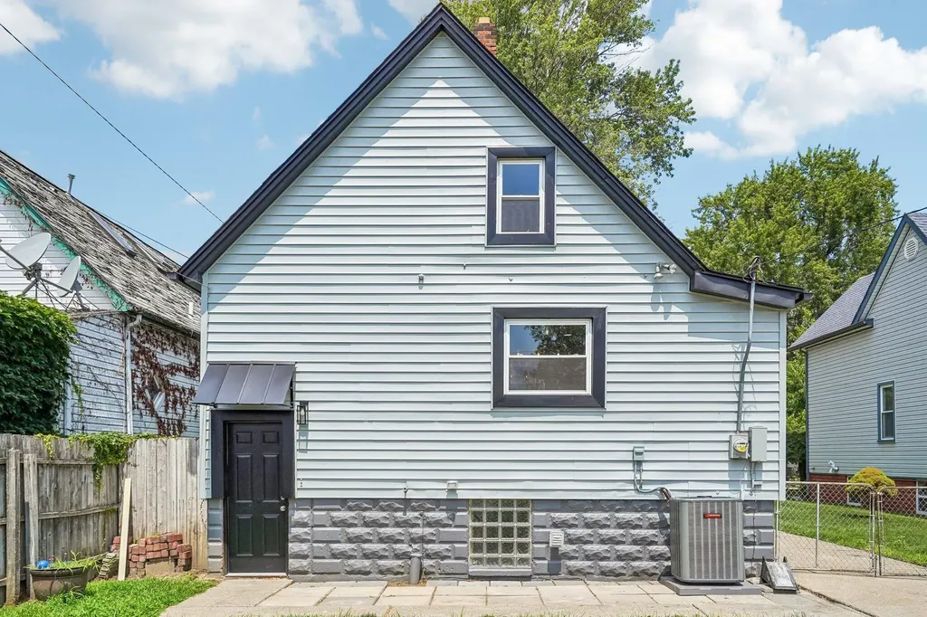 1137 Elm Street Wyandotte City MI 48192