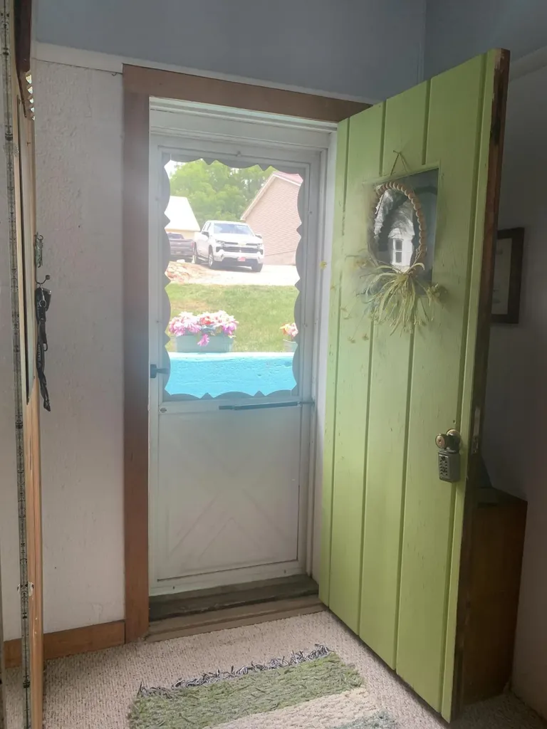 6109 Cole Drive Jefferson Township MI 49266