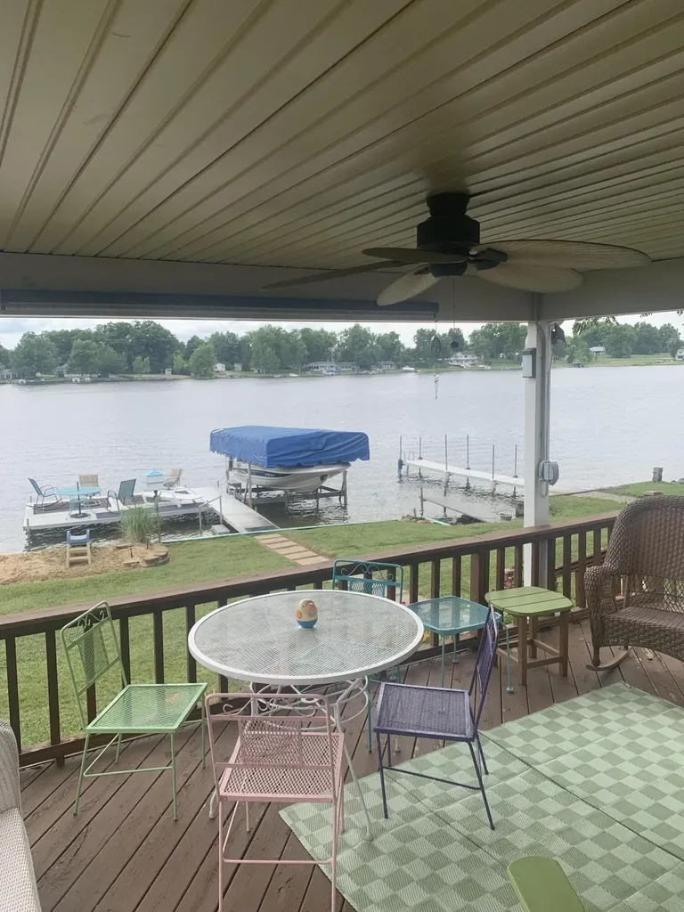 6109 Cole Drive Jefferson Township MI 49266