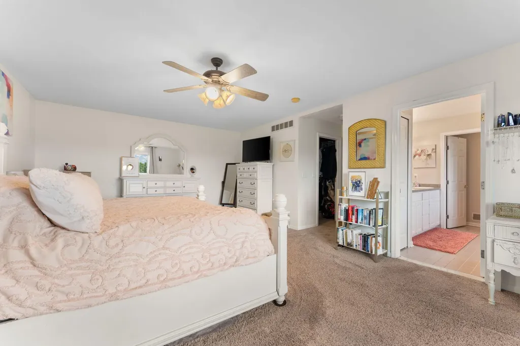 9128 Meadow View Lane York Charter Township MI 48176