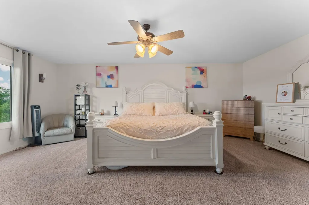 9128 Meadow View Lane York Charter Township MI 48176