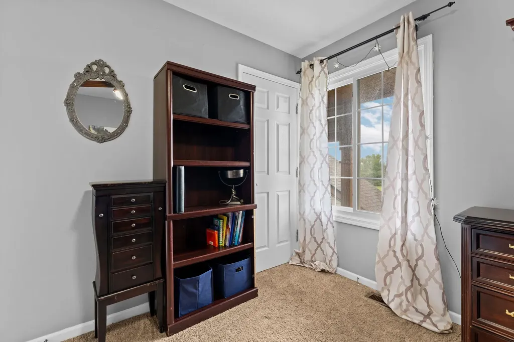 9128 Meadow View Lane York Charter Township MI 48176