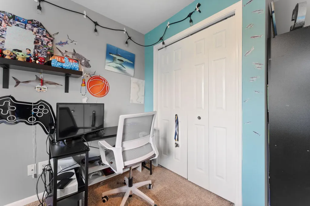 9128 Meadow View Lane York Charter Township MI 48176