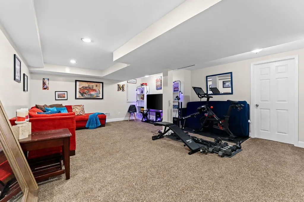 9128 Meadow View Lane York Charter Township MI 48176