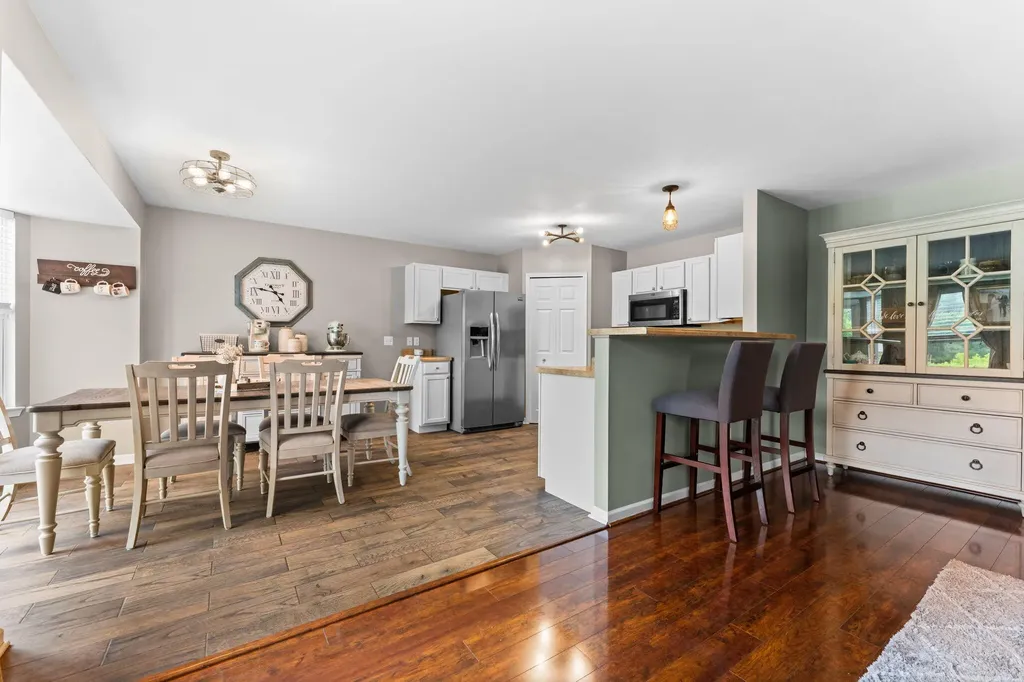 28820 Apple Blossom Drive Huron Charter Township MI 48134