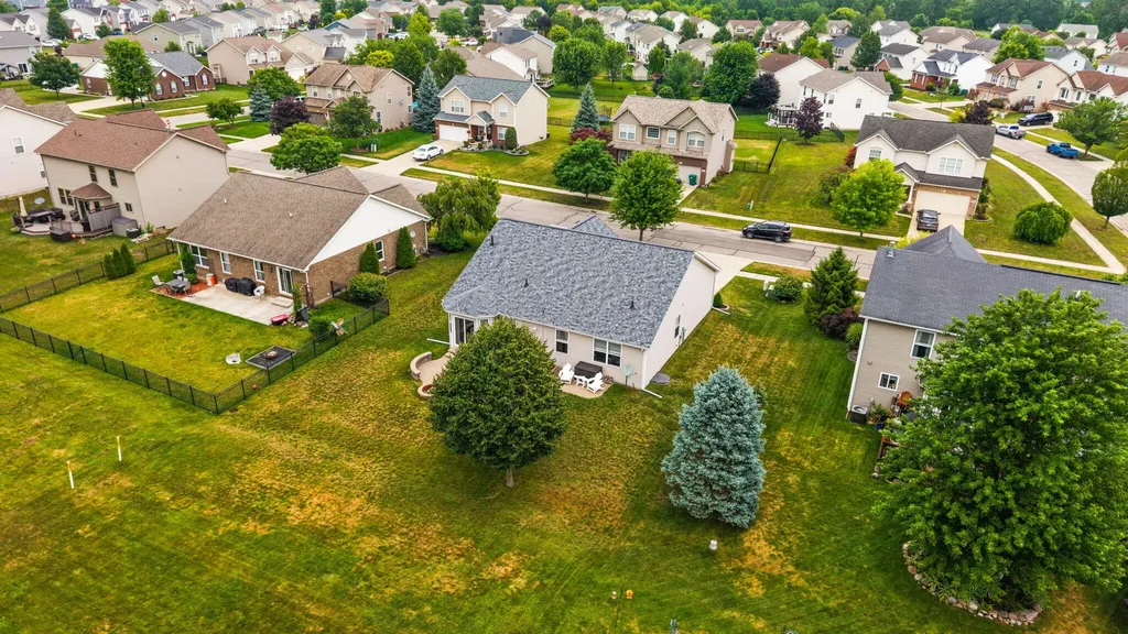 28820 Apple Blossom Drive Huron Charter Township MI 48134