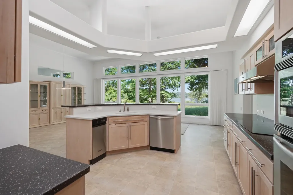 7544 Lake Hollow Court Webster Township MI 48130