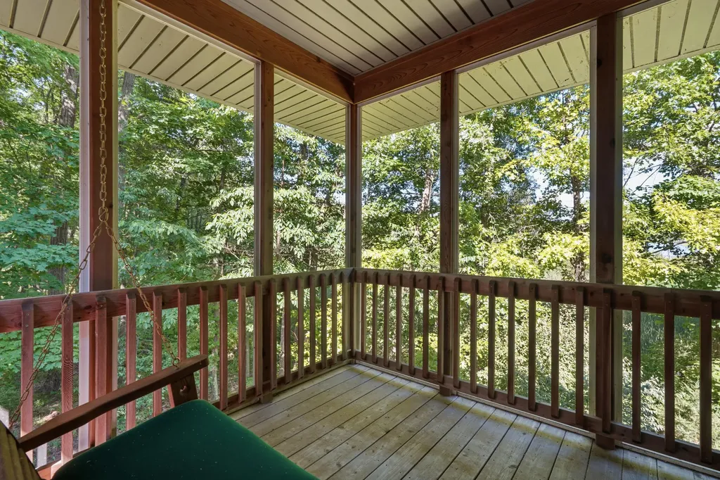 7544 Lake Hollow Court Webster Township MI 48130